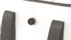 Outwell Pelican Duffle Cool Bag 8 Outwell Pelican Duffle Cool Bag -Fiama Camping Shop 590119 pelican duffle feature photo 4