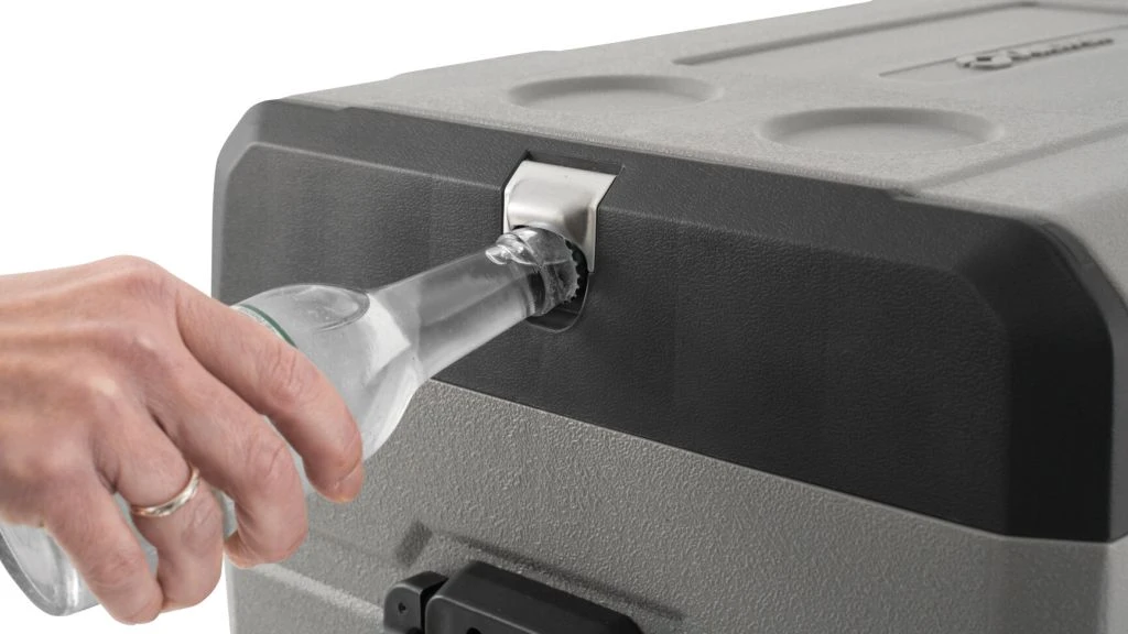 Outwell Arctic Frost 55 Cooler 10 Outwell Arctic Frost 55 Cooler - Image 10