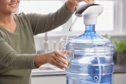 The Flow - Rechargeable Portable Electronic Water Dispenser -Fiama Camping Shop epump mom waterfill