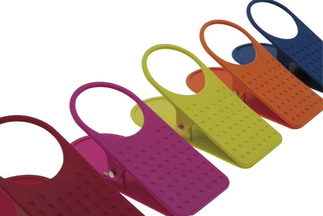 Quest Single Table Clip To Hold Glasses Or Cans 3 Quest Single Table Clip To Hold Glasses Or Cans - Image 3