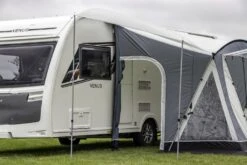 Sunncamp Swift Deluxe 220 SC Caravan Awning 22 Sunncamp Swift Deluxe 220 SC Caravan Awning -Fiama Camping Shop swift deluxe 260 sc with side sun canopy 6